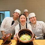 御料理 ふじ田 - お食事：鯛＆筍、揚げた九条ネギの土鍋ご飯、伊勢海老の赤出汁、香の物
      
