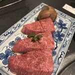 和牛屋 老舗肉卸問屋直営 - 