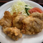 味処さくま - 5個の唐揚げは塩味