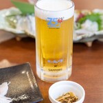 北のグルメ亭 - 2025.4 札幌クラシック生 中ジョッキ（630円）アルコールを注文すると松前漬けの小鉢サービス