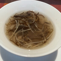 桂林 - 本日のスープ：もずくとフカヒレのスープ