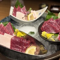 馬桜 銀座通り店 - 馬刺し2人前。美味しかったです。