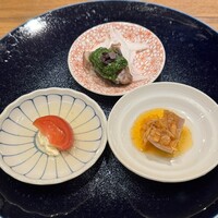 中国菜厨 エスサワダ 新丸ビル店 - 前菜三種盛り合わせ