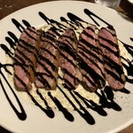 ビストロ ヒロ - 鴨胸肉ロースト チーズリゾット添え