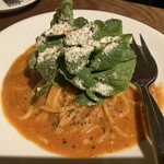 ビストロ ヒロ - トマトゴルゴンゾーラパスタ