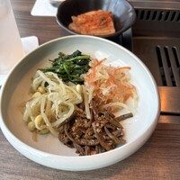 焼肉うしごろ 新宿三丁目店 - 