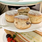 フォートナム・アンド・メイソン・ティーショップ - 2段目