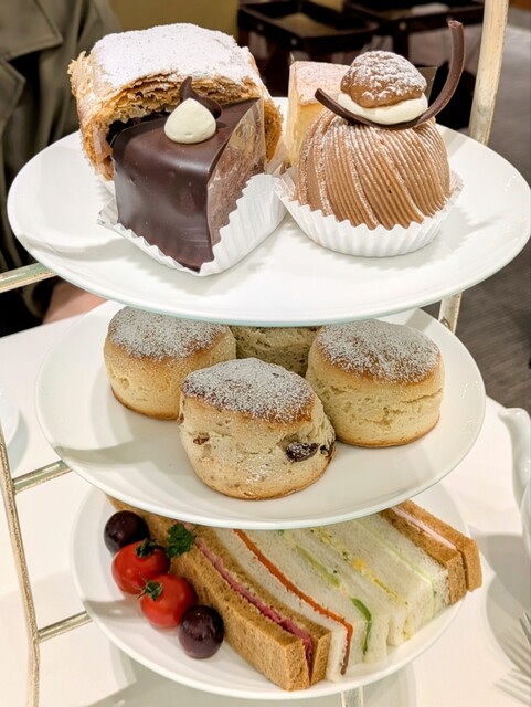 Fortnum and Mason Tea Shop Nihonbashi Mitsukoshimise Ten Fortnum and Mason Tea Shop Nihonbashi Mitsukoshimise Ten
