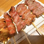 もつ焼き 新宿三丁目 ふじ屋 - 