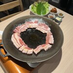 韓国料理 MUGEN - セリサムギョプサル