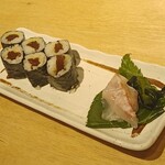 すし酒場 握わい - かんぴょう巻きちうもんしたら、真鯛の桜〆を店長からサービスして頂きました♪