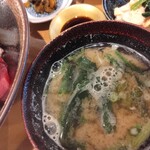 深江橋じょうじ - 上品な味のお味噌汁