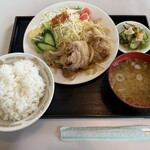 京園 - 焼肉定食（900円）