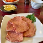 焼肉苑 - 料理写真:塩上タン、馬杉。