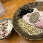 青森煮干 和渦製麺 - 