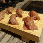 焼肉 ジャンボ - 