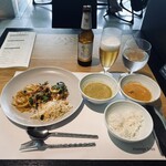 マンゴツリー東京 - ランチビュッフェ、シンハー       