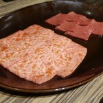 焼肉 ジャンボ - 