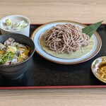 わの食・蕎麦 いの季日和 - 料理写真:十割そば・ミニいわしちらし丼♪