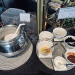 マンゴツリー東京 - ココナッツ、トッピング