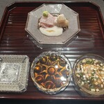 緒乃 - 石鯛 (淡路島) 平貝 (徳島) 肝ポン酢花山椒で