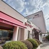 赤いリボン - 店舗外観