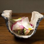 バルーン - ブリと大根のサラダ,大葉のぬたソース