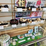 福鮨 - 食品サンプルは年季を感じる…