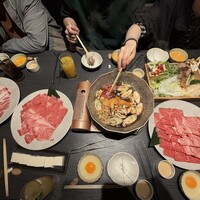 銀座しゃぶ輝 黒毛和牛しゃぶしゃぶ・すき焼き専門店 銀座本店 - 