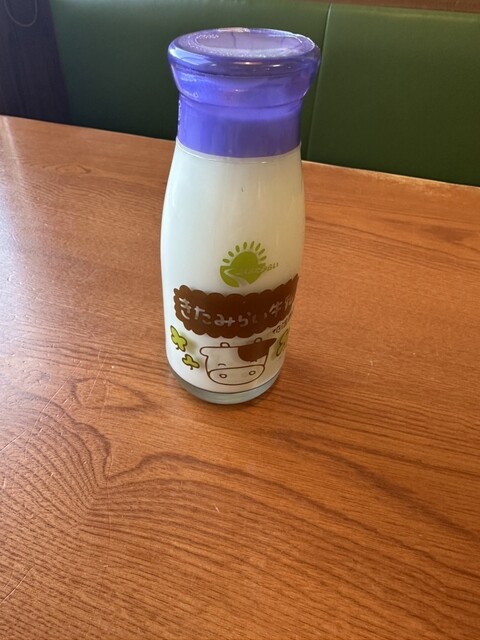 あいすちゃったのよ、、、、 : のつけ乃湯 食堂の写真