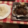AIDA - ビーフシチューかけあいだハンバーグセット