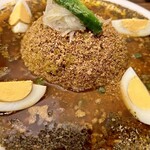 コロンビアエイト 堺筋本町店 - キーマカレー1100円+ゆで玉子100円