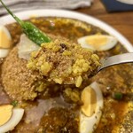 コロンビアエイト 堺筋本町店 - キーマカレー1100円+ゆで玉子100円