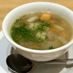 洋食 おがた - 野菜たっぷりのスープ