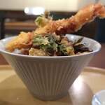 楽々 - あじ えび野菜天丼