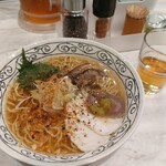 みなとや - 牛骨醤油ラーメン