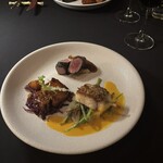 Xu Restaurant Lounge - 