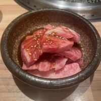 焼肉 スギモト HOUSeN - 中にしっかり入ってます