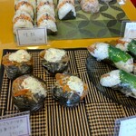 おにぎりそれとみそしる - 