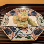 料理屋そうびき - 甘エビのそら豆挟み揚げ