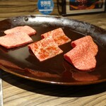 焼肉 ジャンボ - 