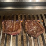 VinIX - 自家熟成厚きりタンとレモンコンフィ