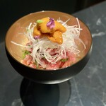 VinIX - 田村牛のユッケ　雲丹と共に