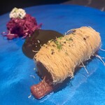 VinIX - 田村牛フィレ肉のカダイフ巻き　ソース・エーグルドゥース