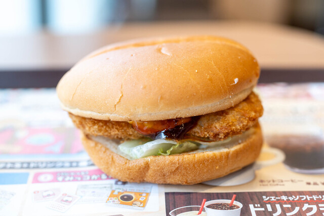 LOTTERIA Ikebukuro Higashiguchi Ten