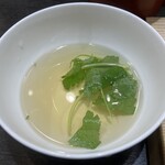 たこやき 大八 - 出汁つゆ 接写