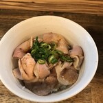 麺屋 一慶 - チャーシュー丼