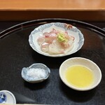 堂山 - タイを塩で。長崎はタイが日本一美味いとのこと。うーん、本当に上手くてびっくり。硬すぎず旨みがある