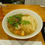 酒楽亭 空庵 - 活けイタヤ貝とメカブの汐ラーメン