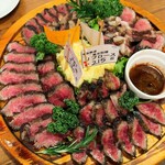 熟成肉バル 肉賊カウぼーず - 